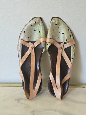 cydwoq Products for Sale up to 90% Off Retail: Poshmark display picture 1